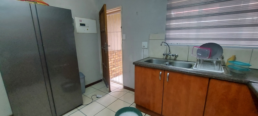 2 Bedroom Property for Sale in Oos Einde North West